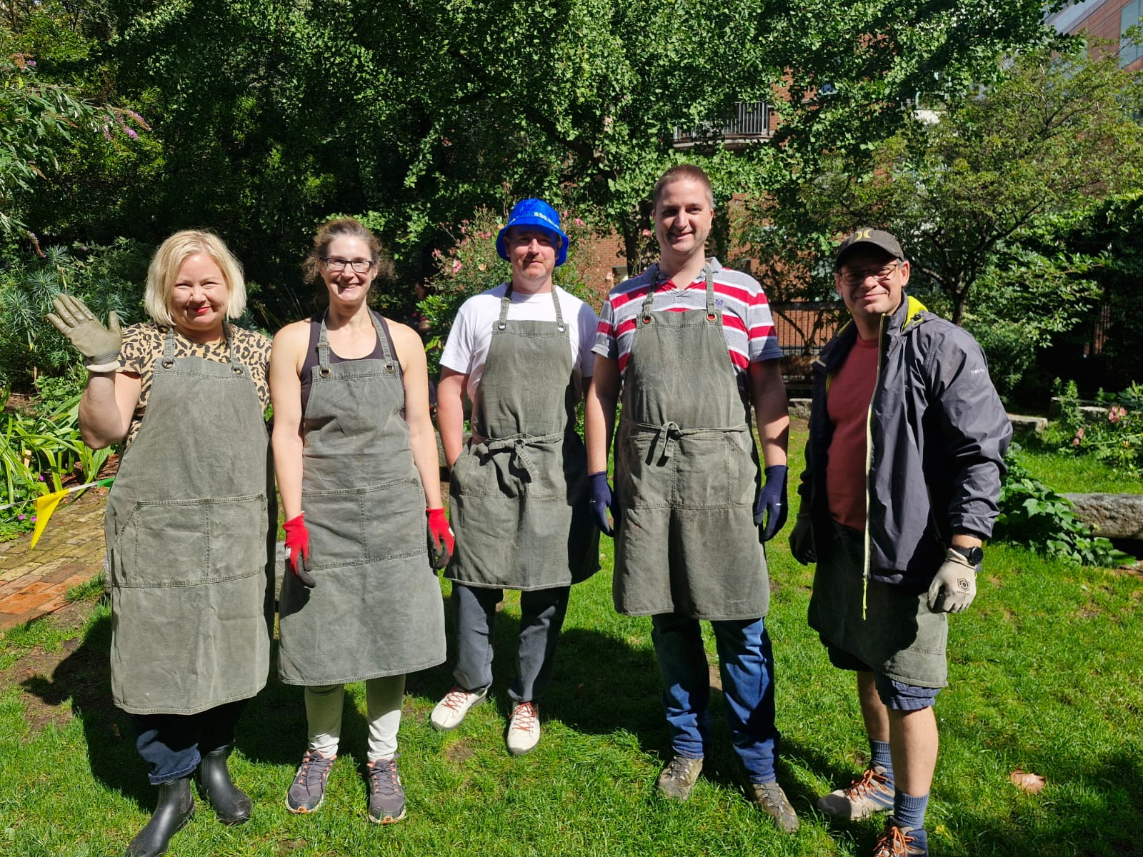 Team volunteering